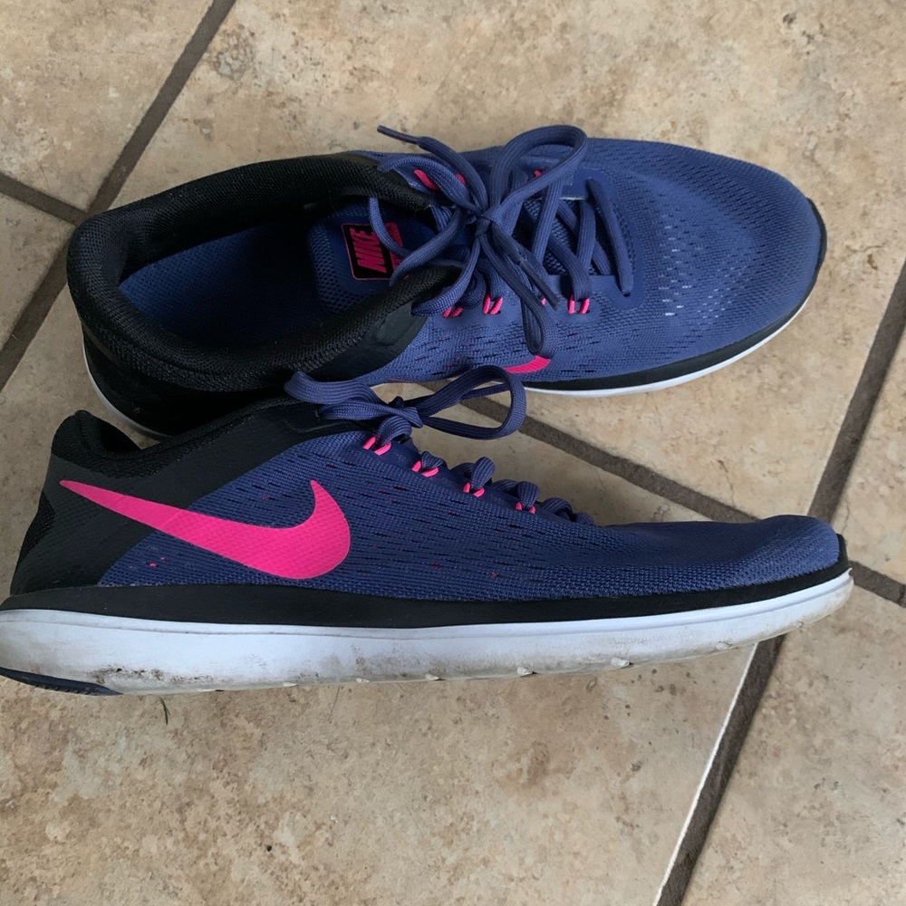 Nike Flex 2016 Run sneakers